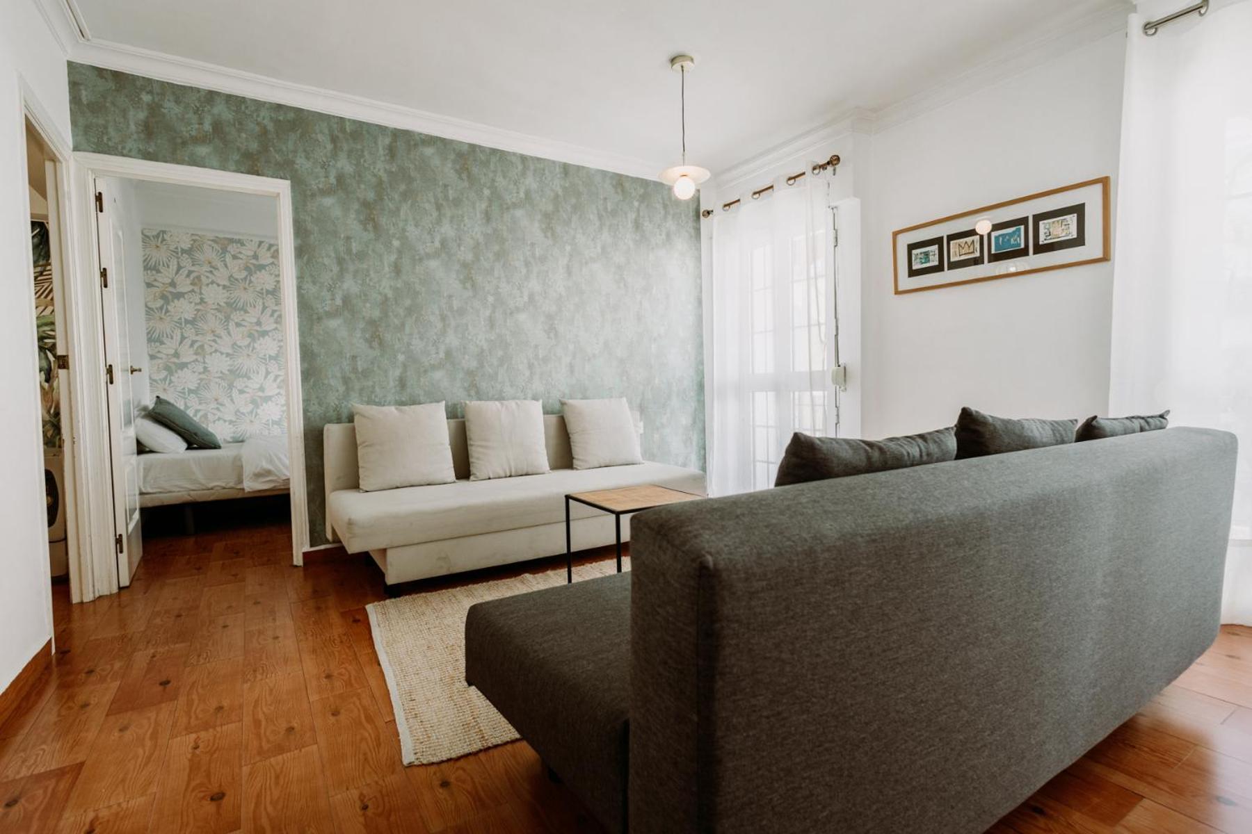 Spacious Central Apartment Севілья Екстер'єр фото