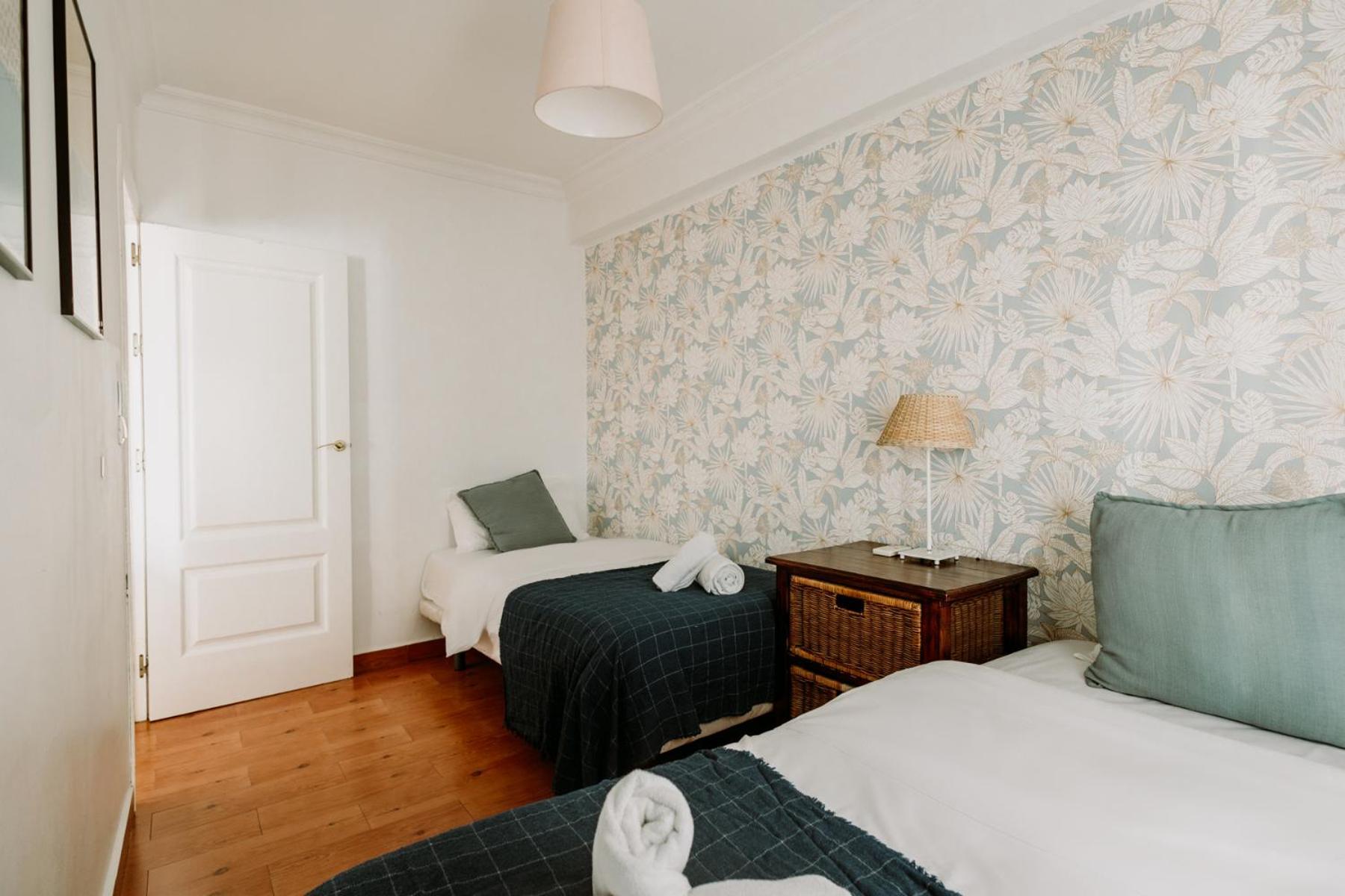Spacious Central Apartment Севілья Екстер'єр фото