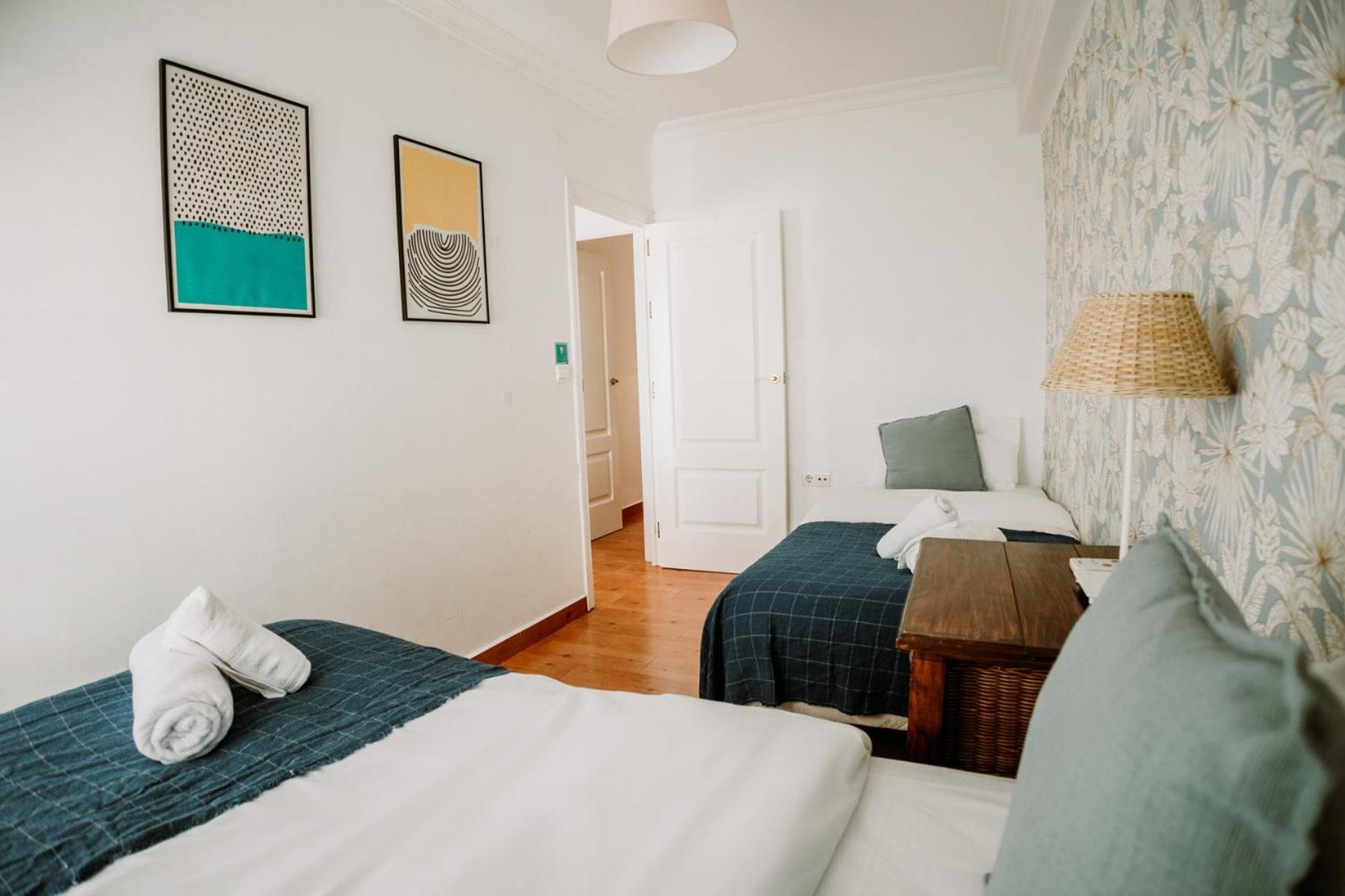 Spacious Central Apartment Севілья Екстер'єр фото